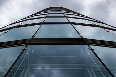 UV-Resistant Glass Experts in Holiday